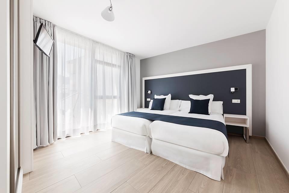 Burela Apartahotel A Cetarea מראה חיצוני תמונה